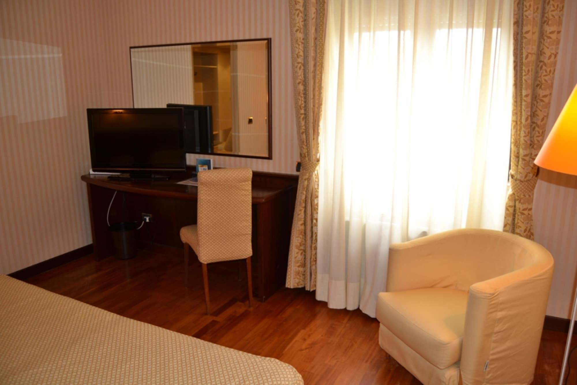 Palace Hotel Ματέρα Εξωτερικό φωτογραφία