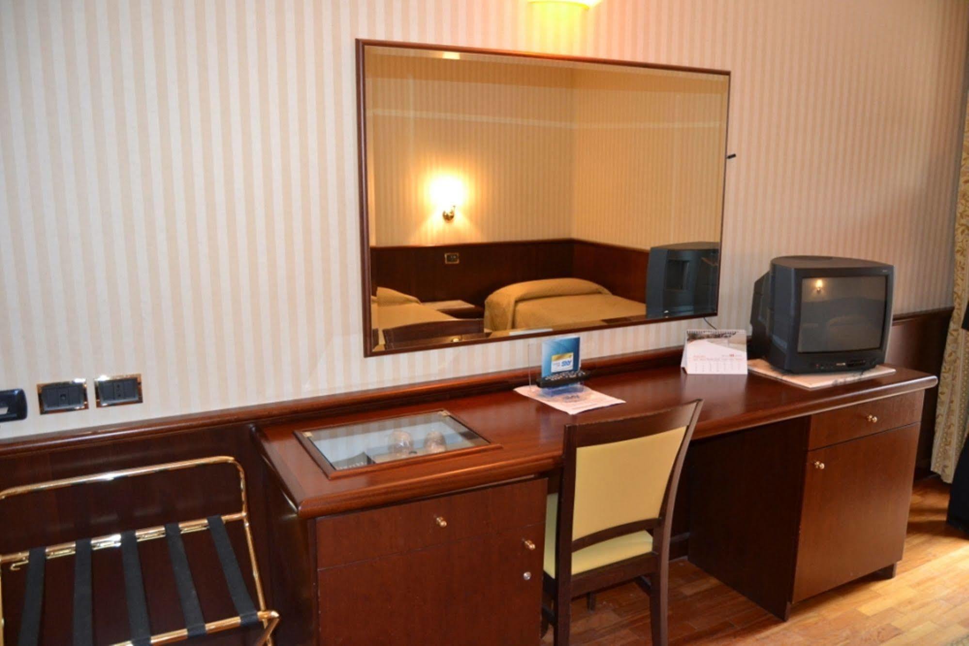 Palace Hotel Ματέρα Εξωτερικό φωτογραφία