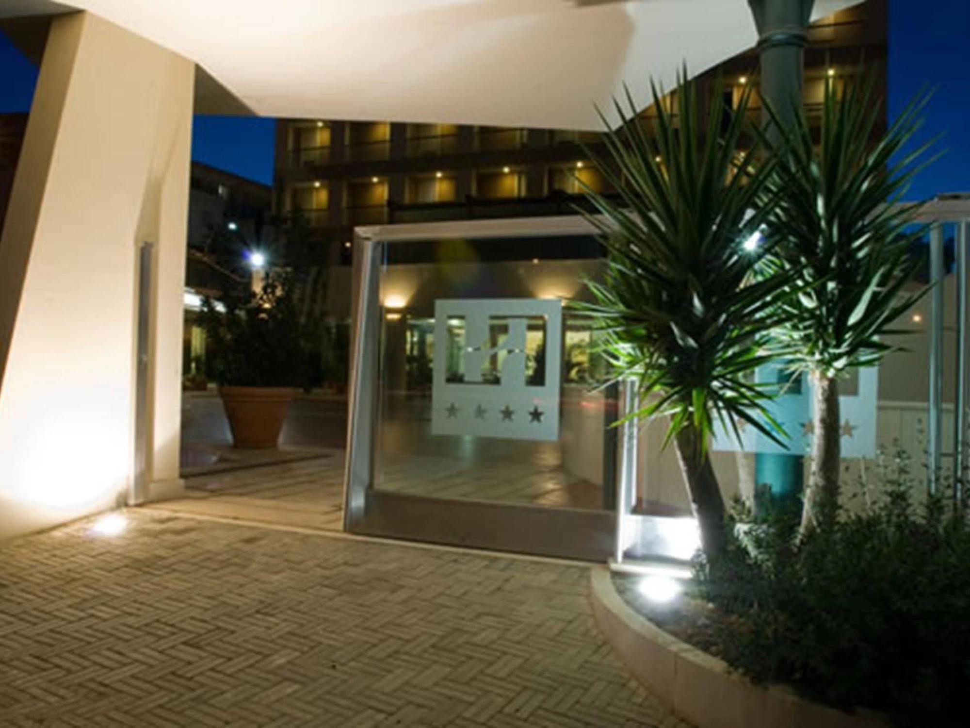 Palace Hotel Ματέρα Εξωτερικό φωτογραφία